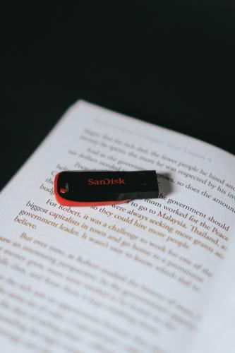 Keunggulan Flashdisk (Flash Drive) Sandisk